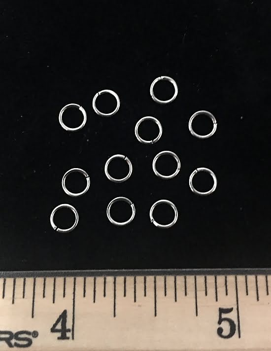 1FN9 Medium Silver Color Jump Rings