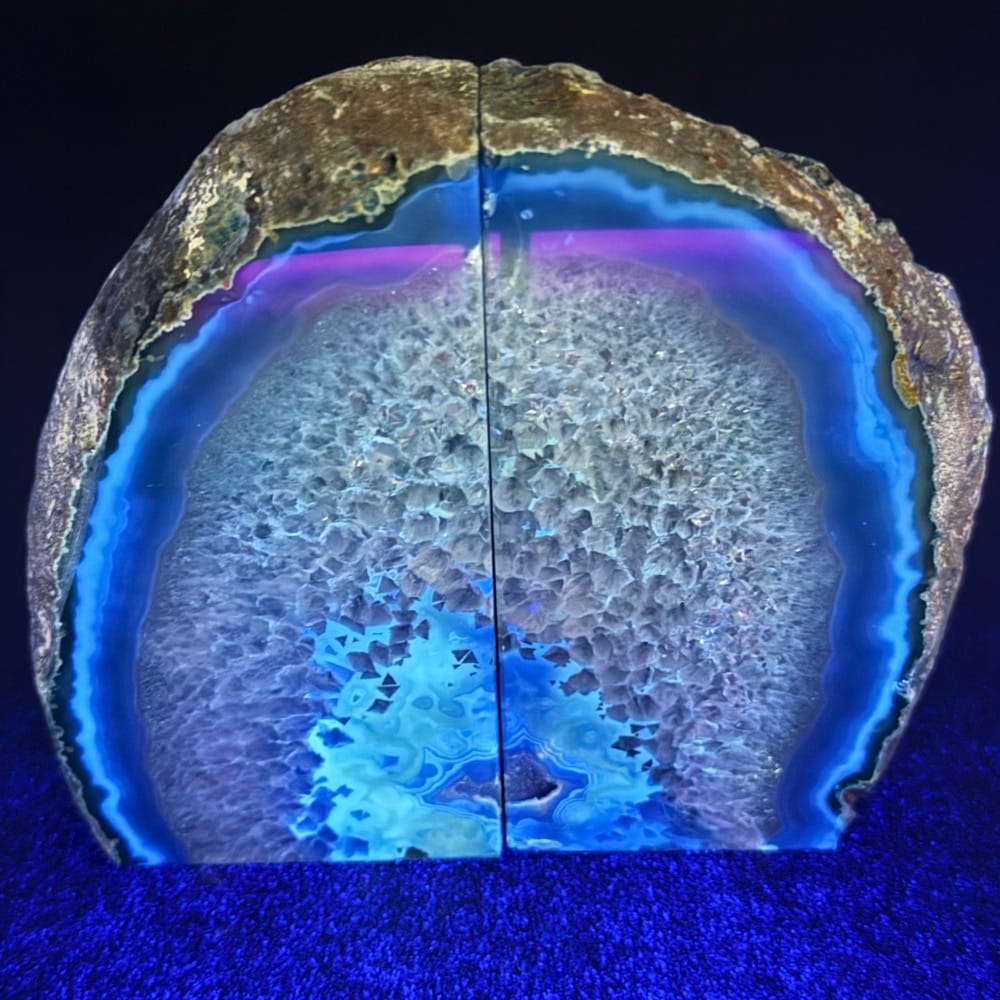 BK203 Blue Brazilian Agate Bookends