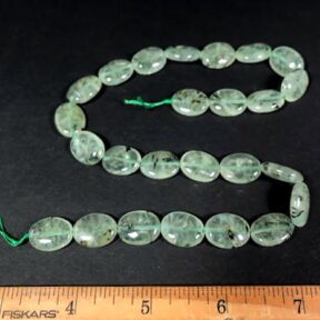 B207 Prehnite Oval Beads