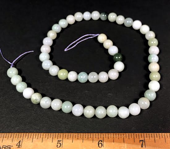 B303 Jade Round Beads