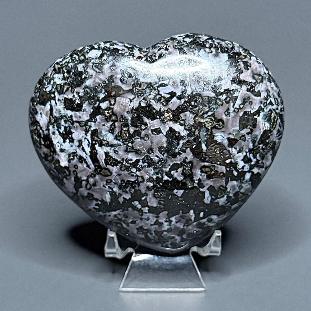 H606 Mystic Merlinite Heart