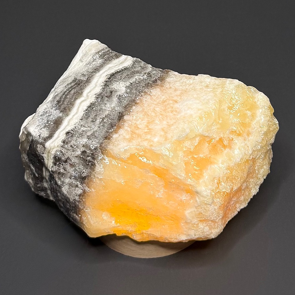 PR203 Zebra Calcite