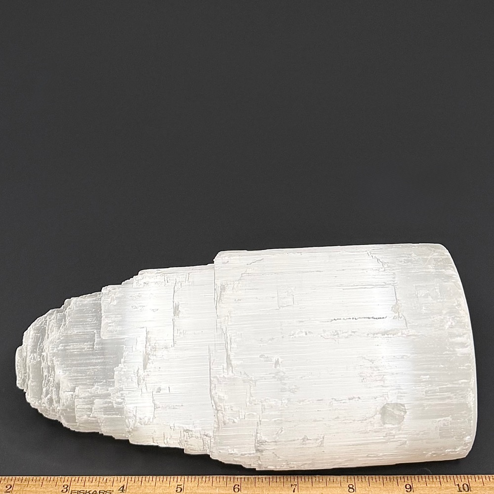 LT411 Rough Selenite Lamp - Image 2