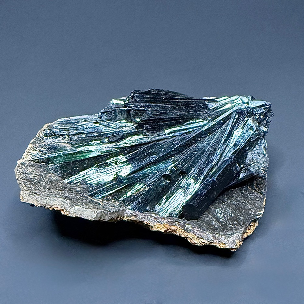 M318 Vivianite