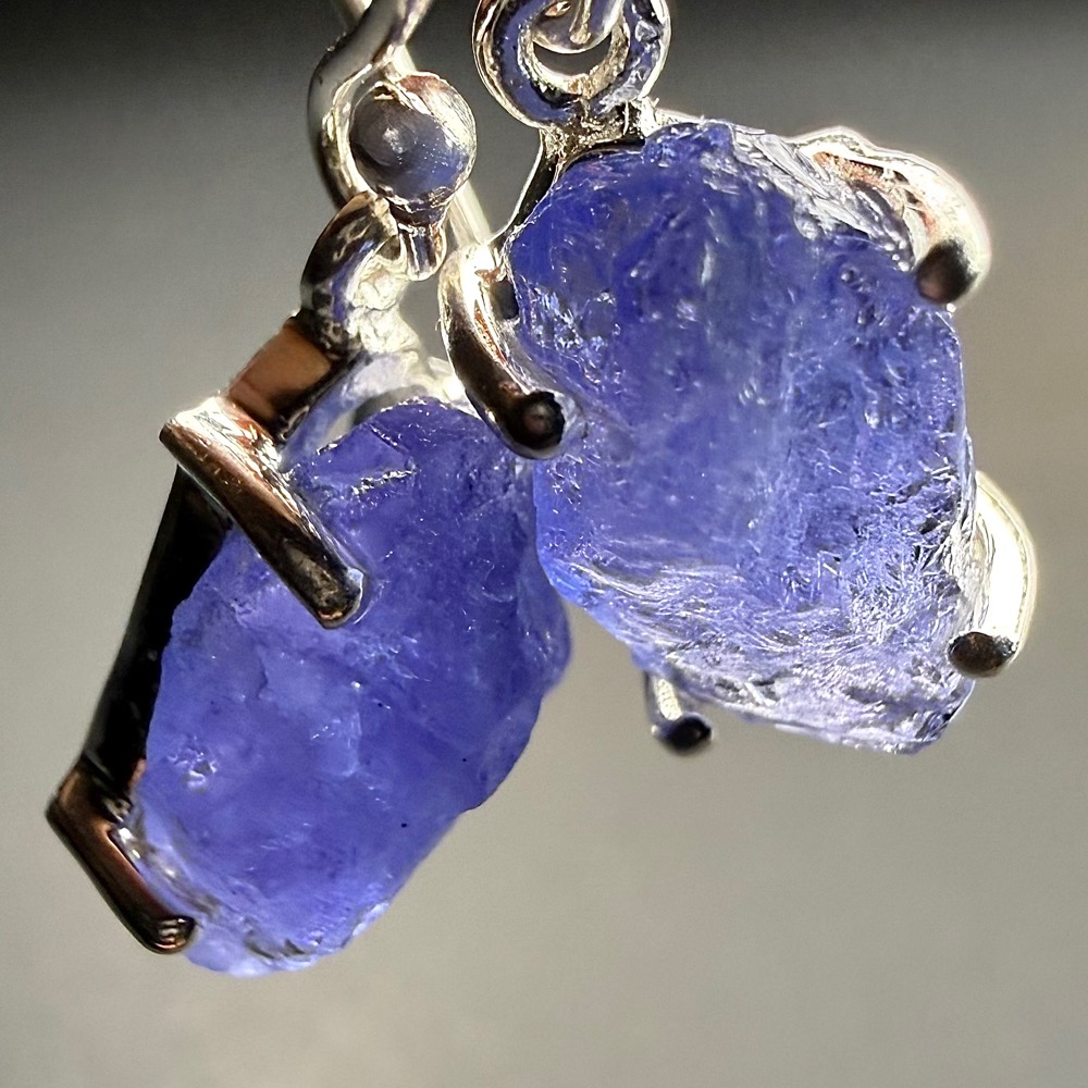 E104 Tanzanite
