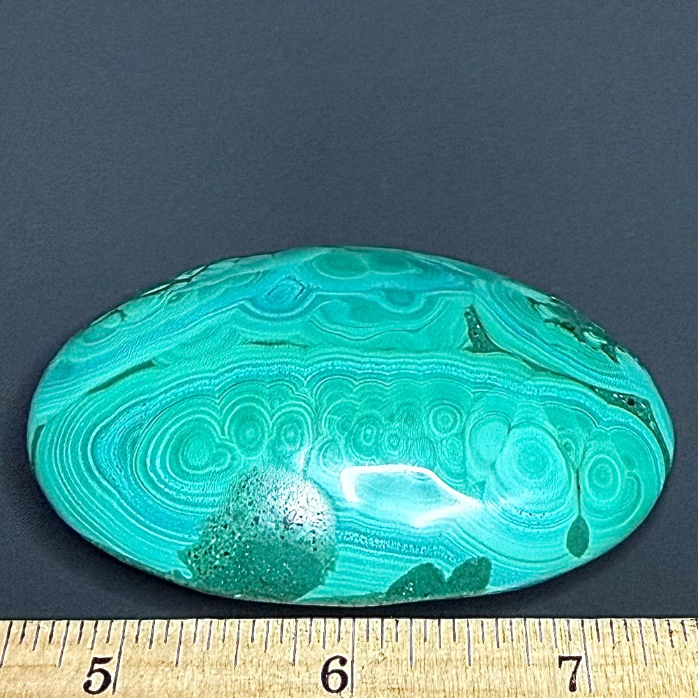 CV303 Malachite Chrysocolla Palm Stone - Image 3