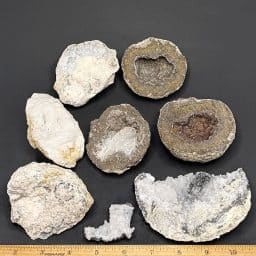 CL314 Assorted Geode Pieces
