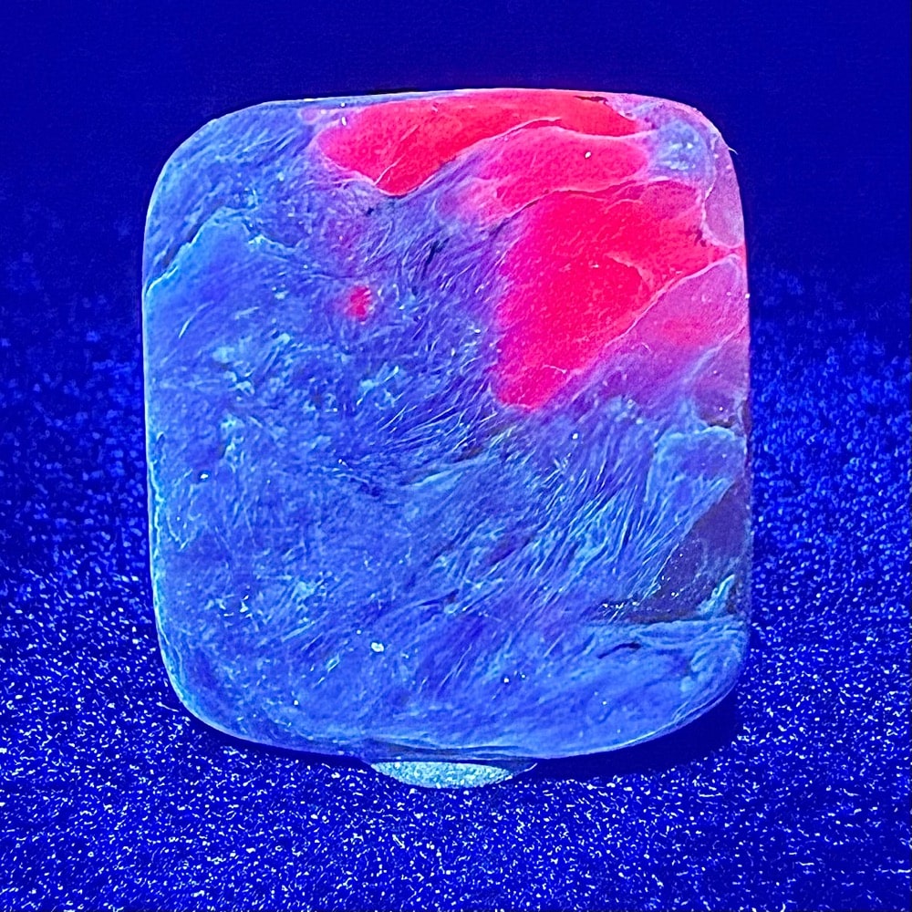 CB202 Charoite