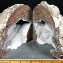 BK101 Dugway Geode Bookends