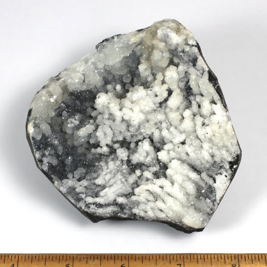 Chalcedony from the Jalagon district in India