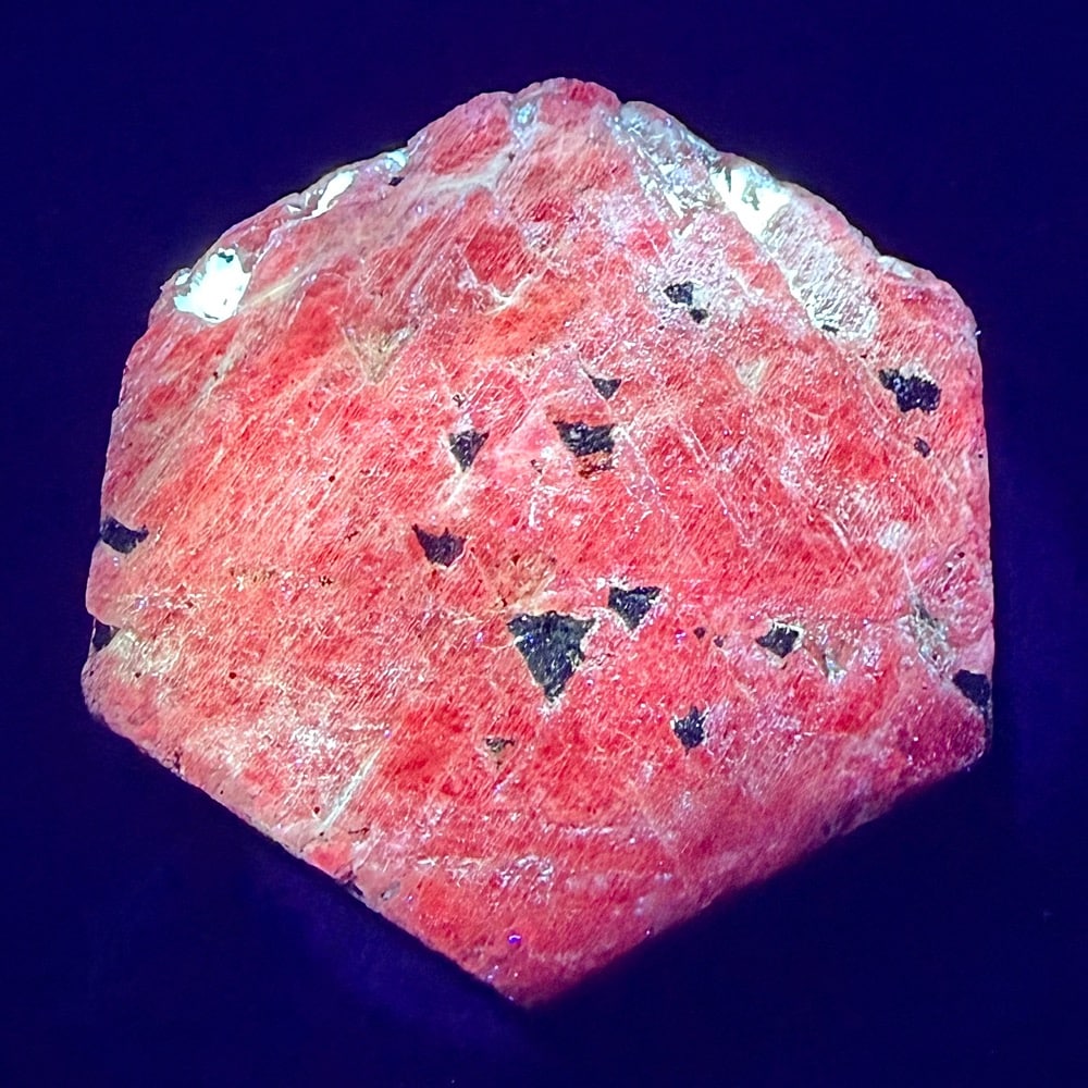 M820 Corundum Ruby