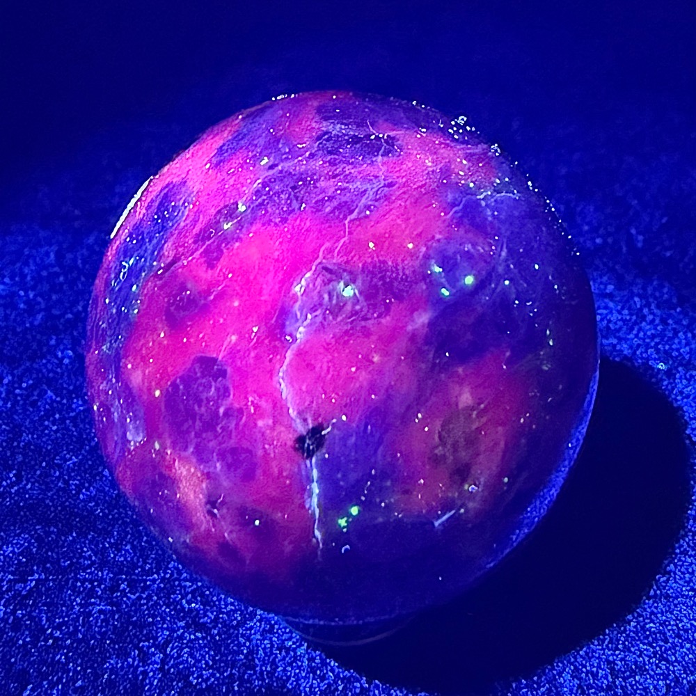 SP702 Charoite
