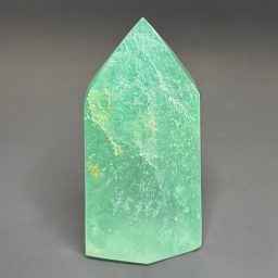 PR513 Fluorite Obelisk