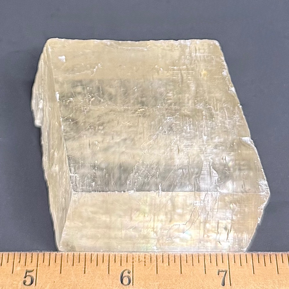 PR814 Optical Calcite - Image 2