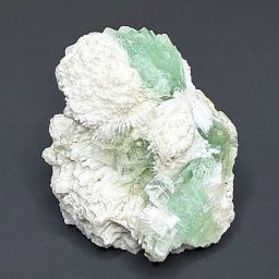 M307 Green Apophyllite and Mordenite