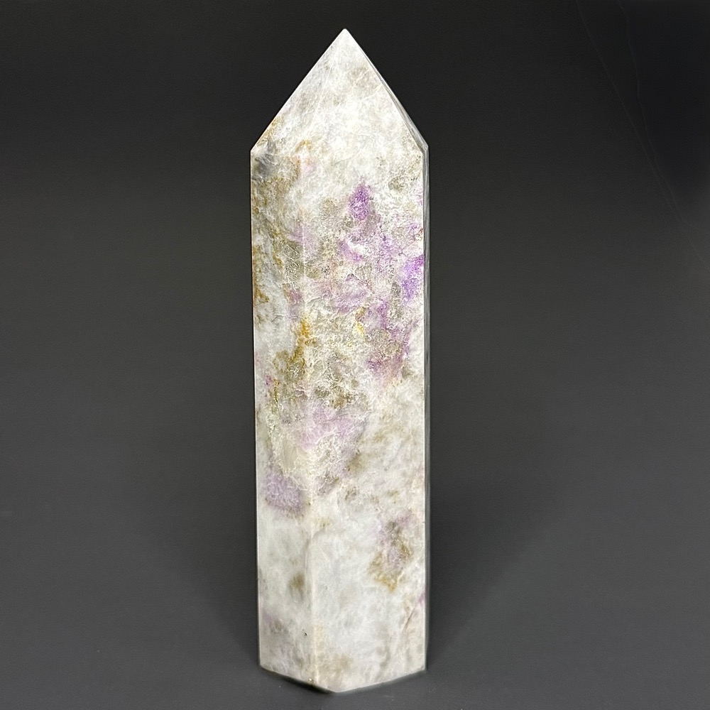 M808 Hackmanite Obelisk