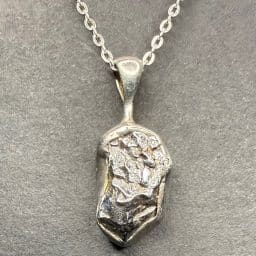 PN705 Meteorite with Chain