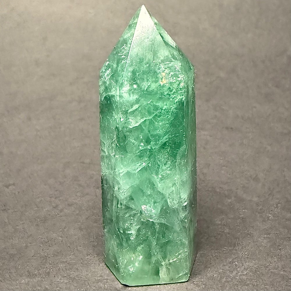 PR513 Fluorite Obelisk