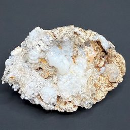 M812 Hyalite Opal