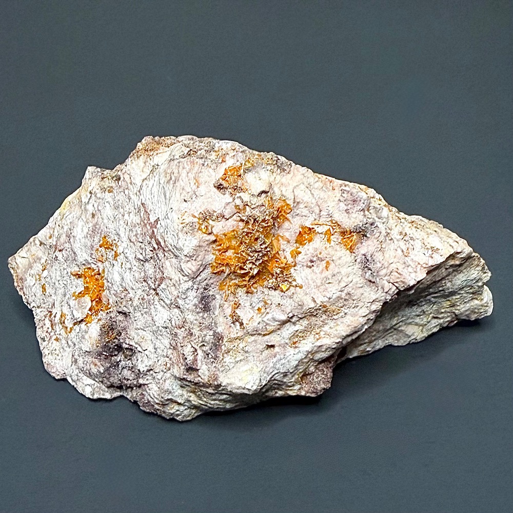 CL313 Wulfenite