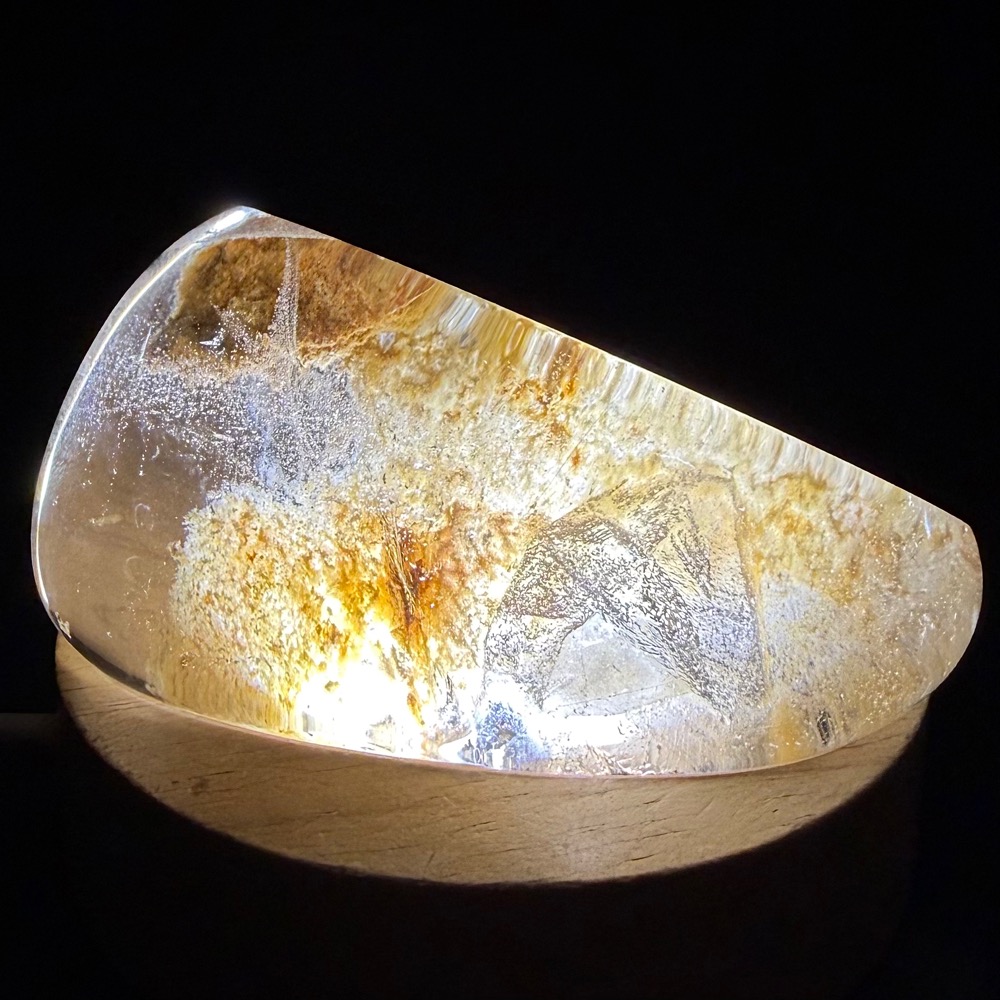 PR105 Lodalite Quartz Crystal - Image 4