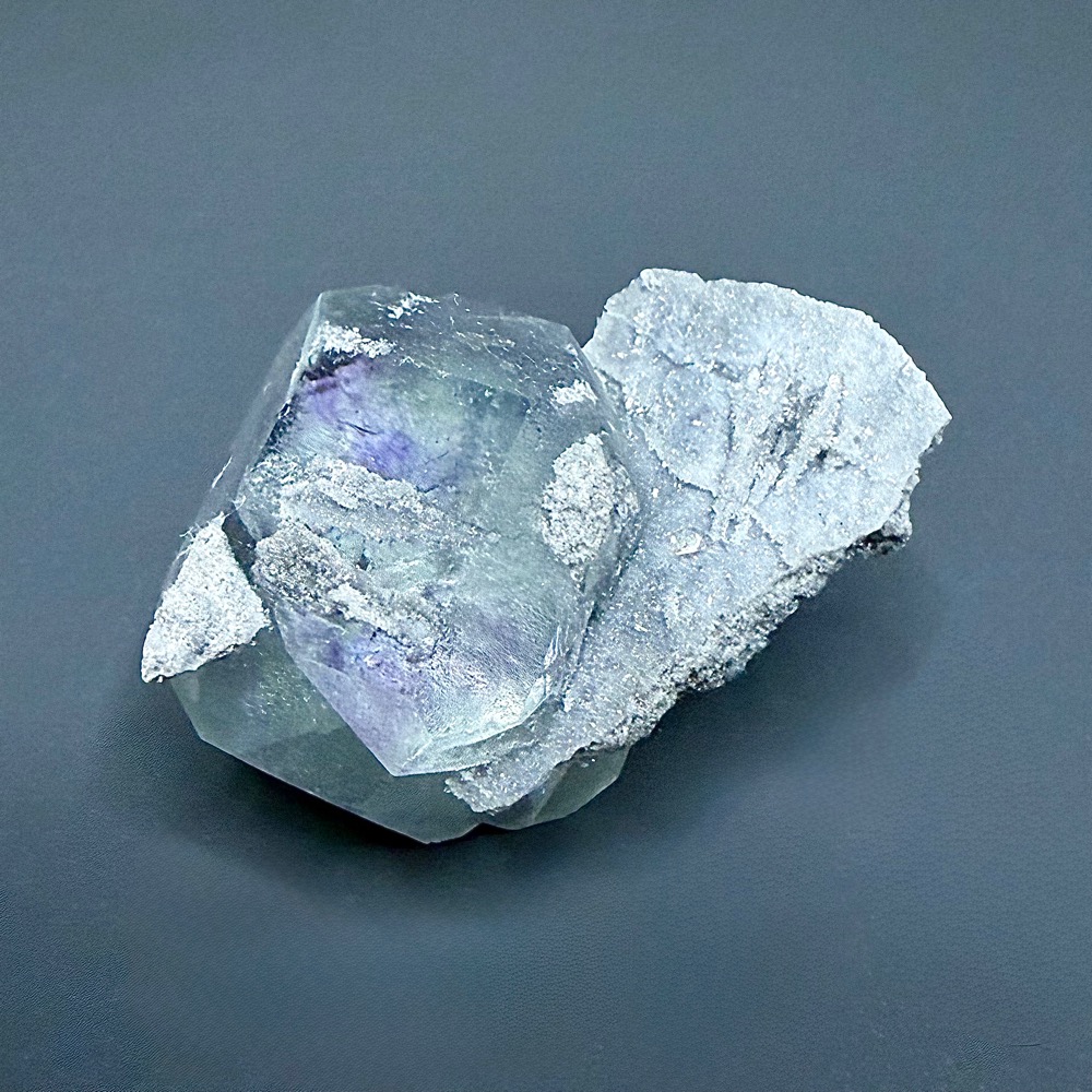 M212 Fluorite - Image 4