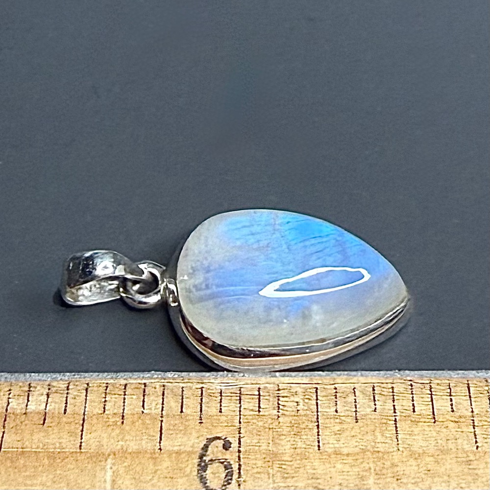 PN206 Moonstone