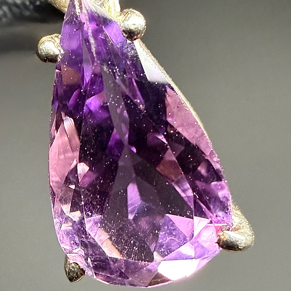 E101 Amethyst
