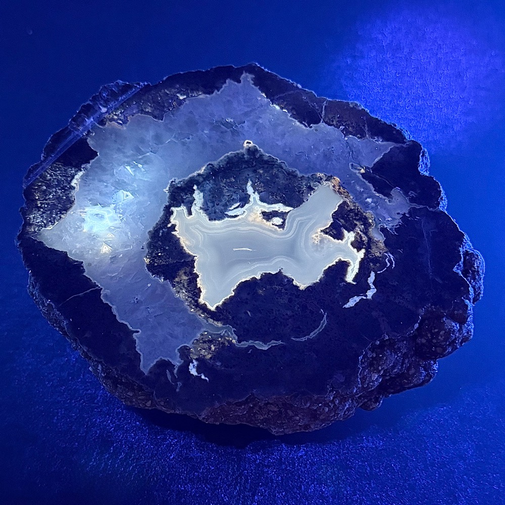 BCR315 Rhyolite Dugway Geode