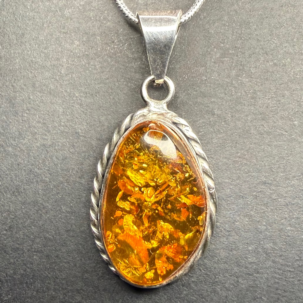 PN709 Amber