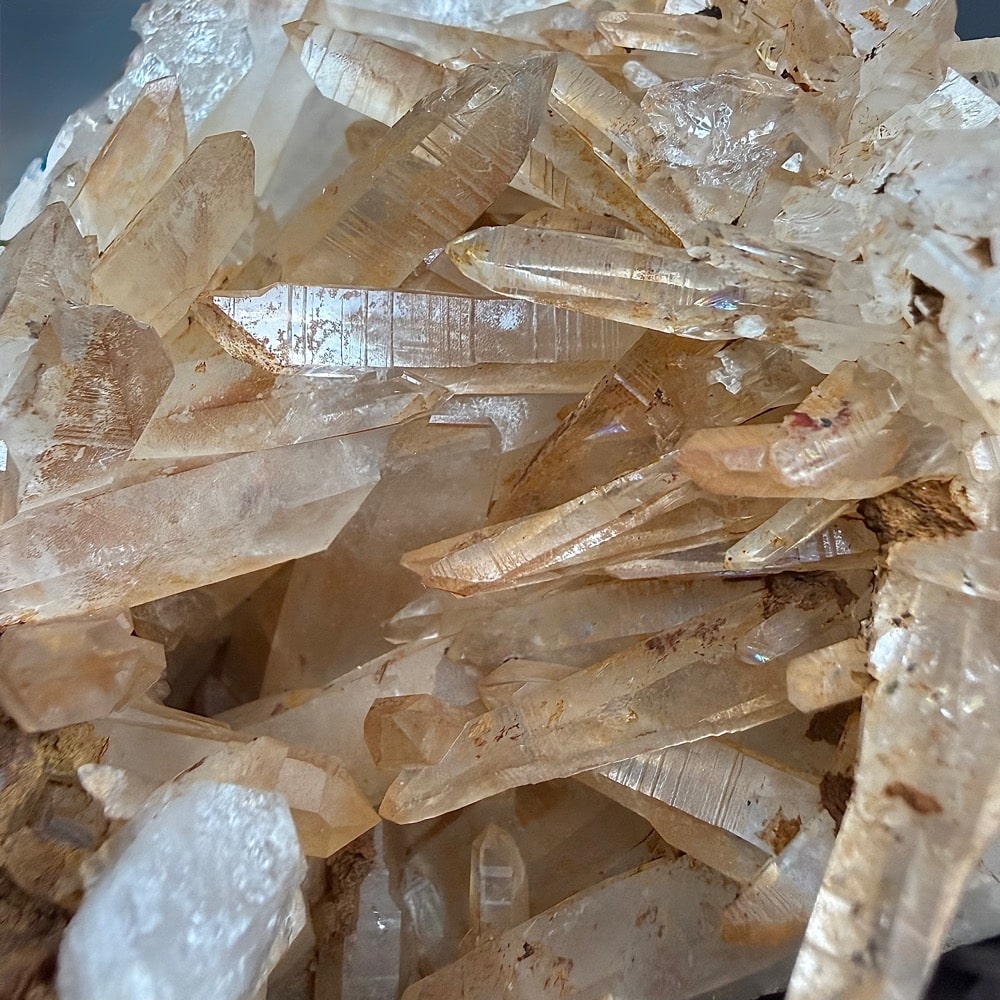 M501 Iron Quartz Crystal