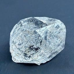 M819 Petroleum Quartz Crystal