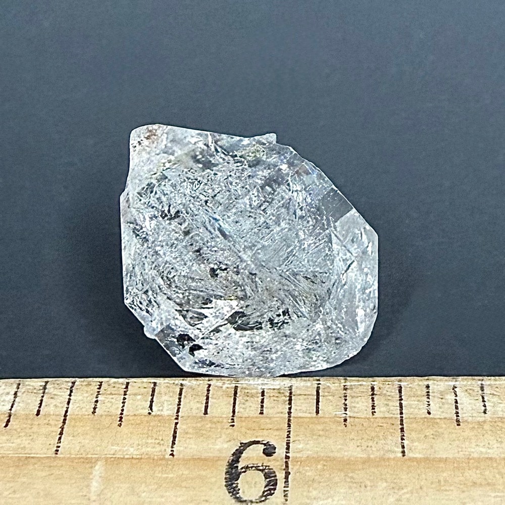 M819 Petroleum Quartz Crystal - Image 3