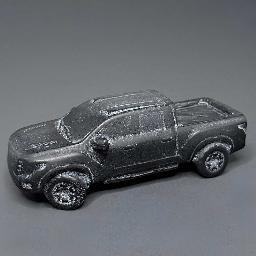 CV104 Obsidian Truck