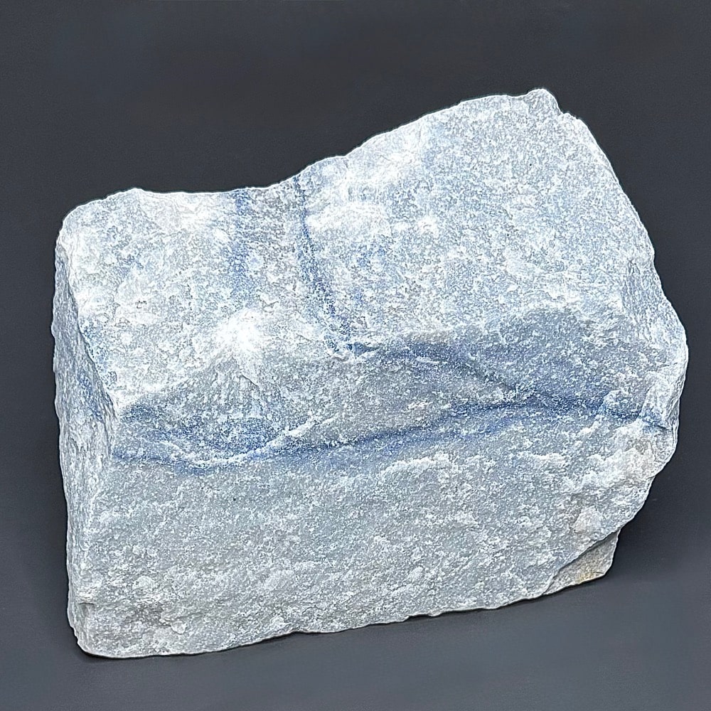 GR206 Blue Quartz