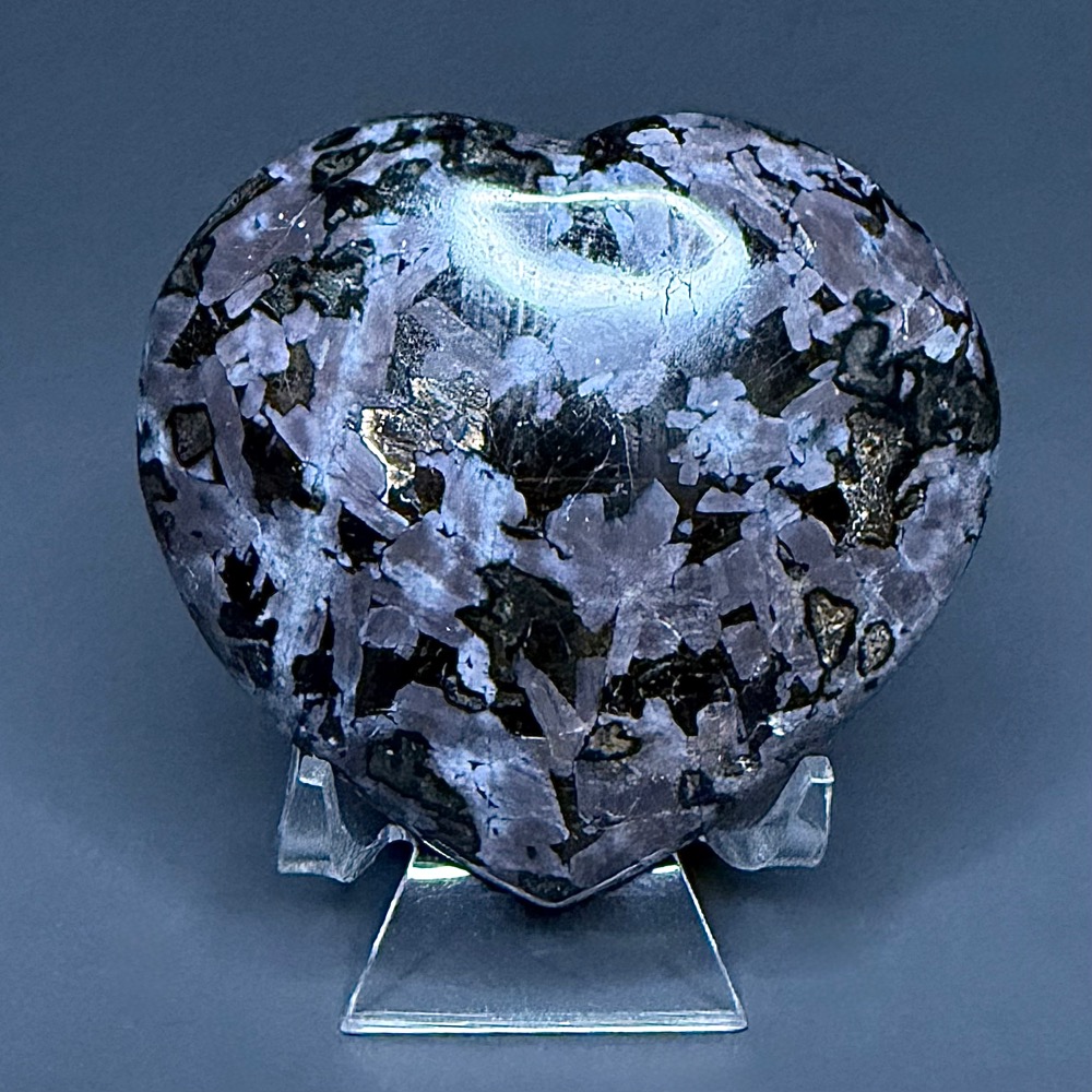 H519 Mystic Merlinite Heart