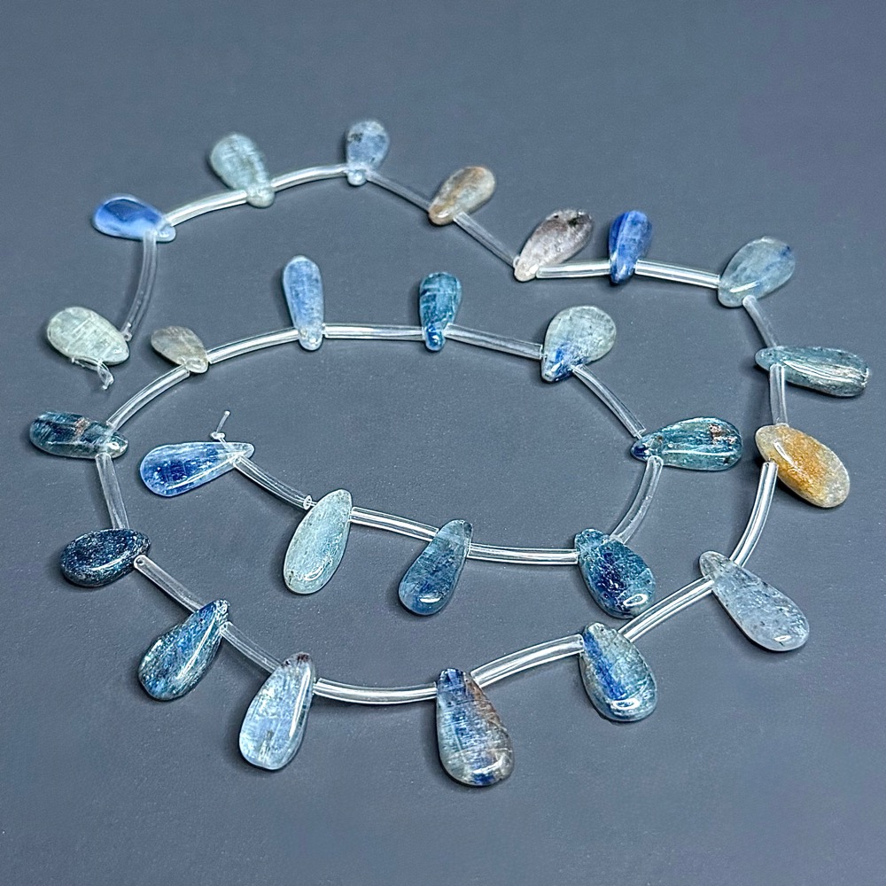 B201 Kyanite Beads