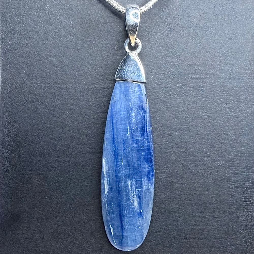 PN501 Kyanite