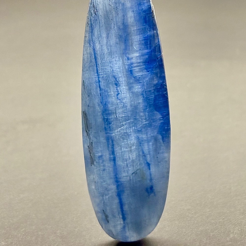 PN501 Kyanite
