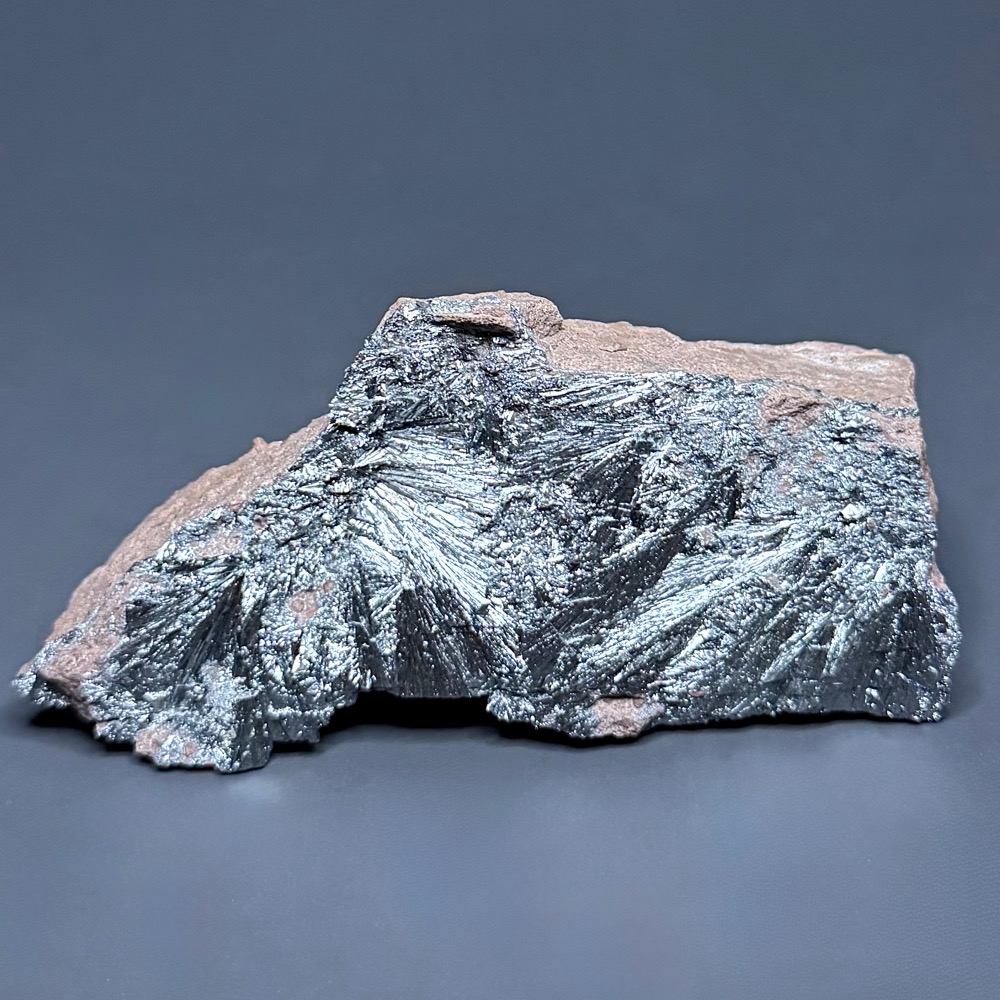 M606 Pyrolusite
