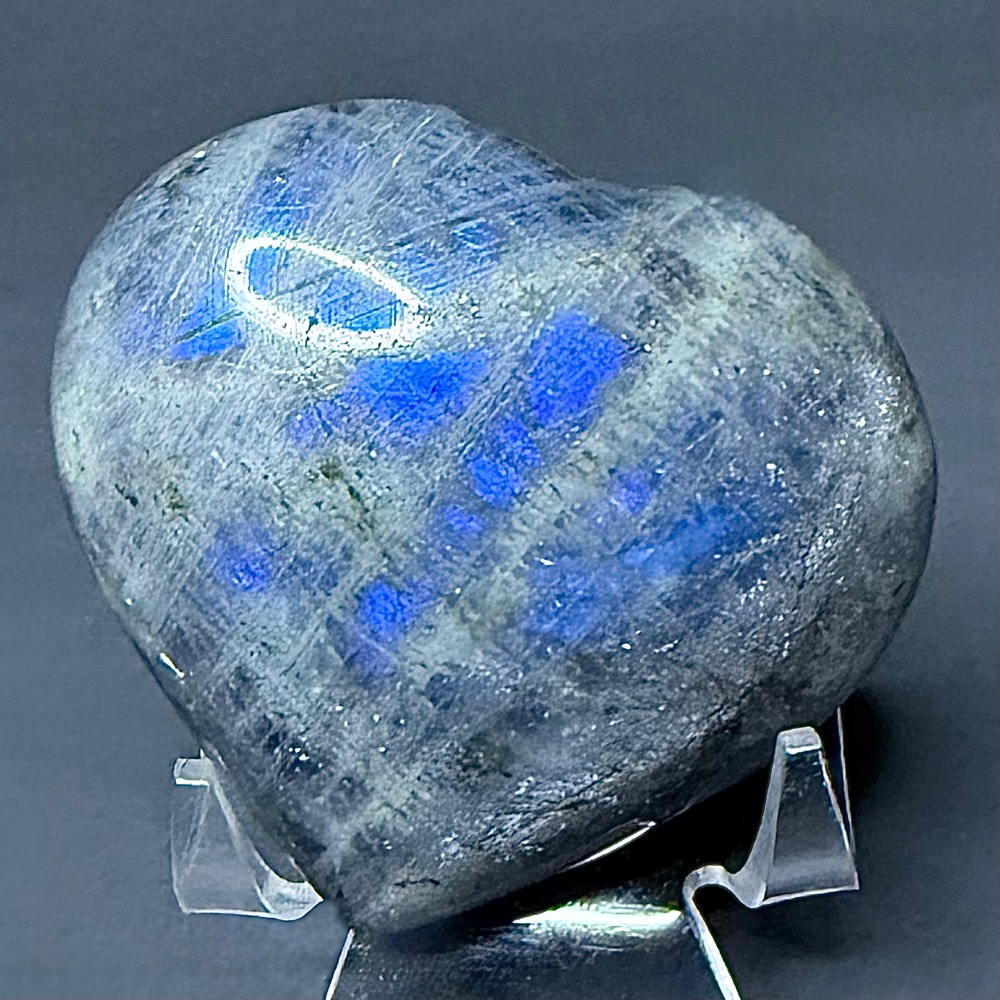 H305 Labradorite Heart