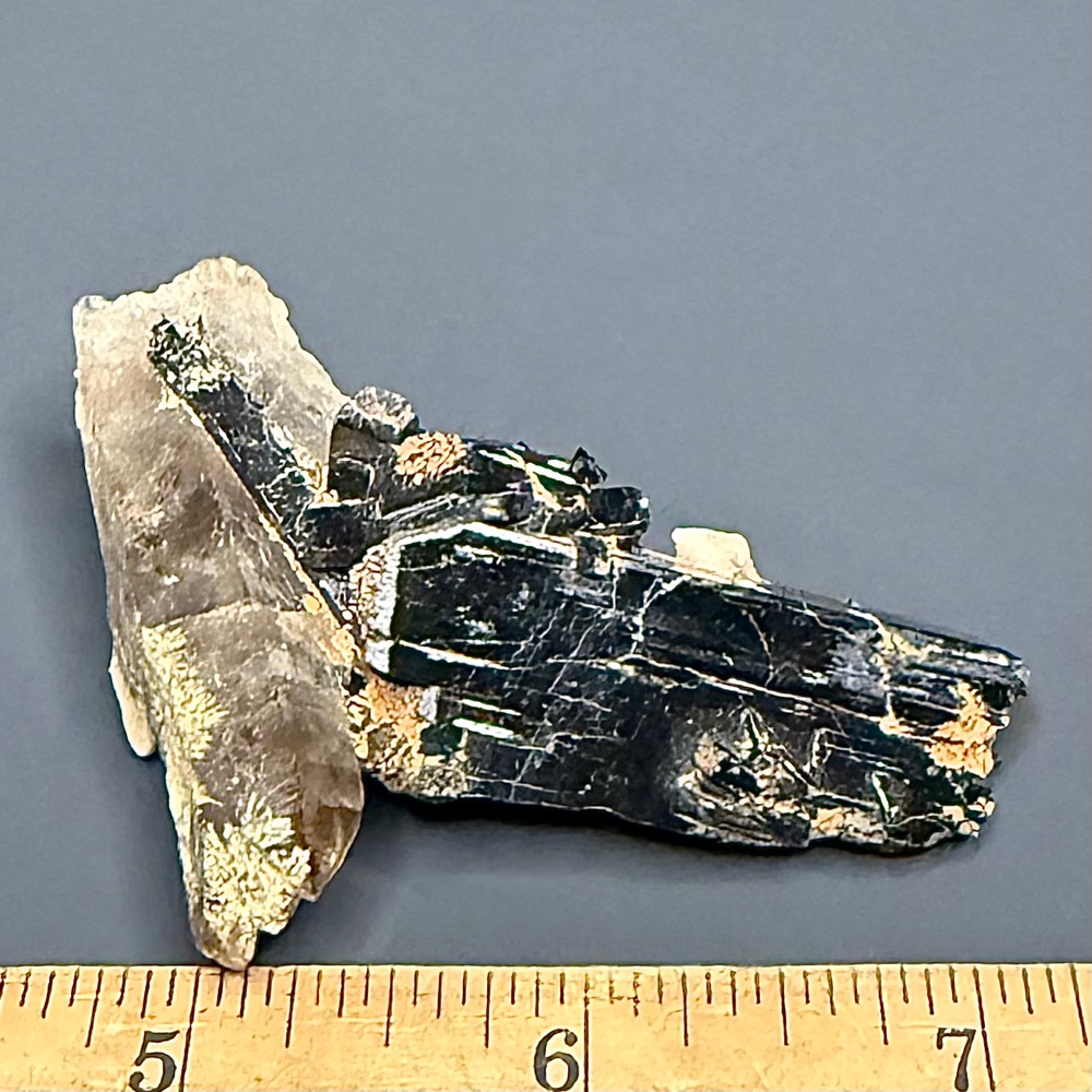 M200 Aegirine Smoky Quartz - Image 2