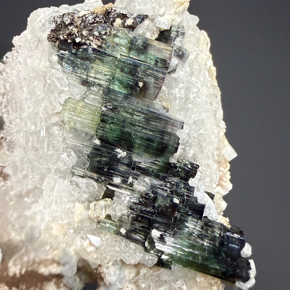 M604 Cleavelandite Tourmaline - Image 3