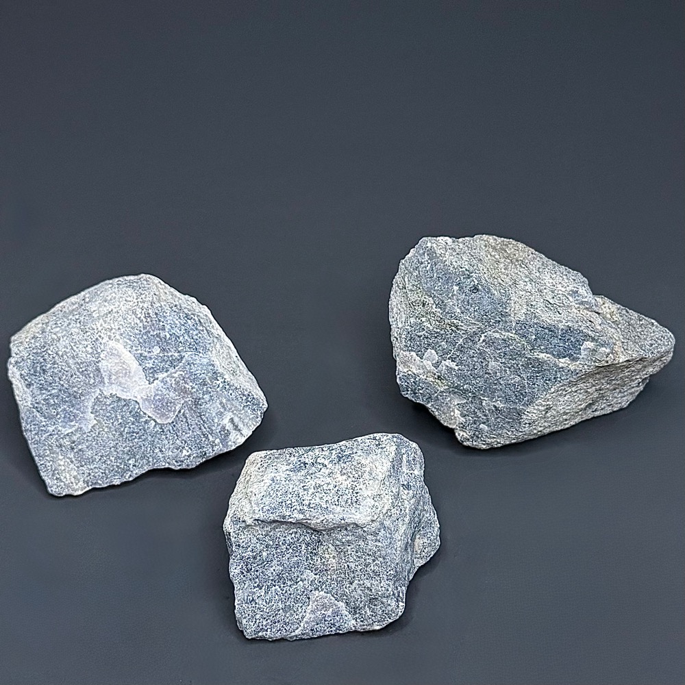 BCR405 Iolite