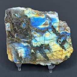 M105 Labradorite