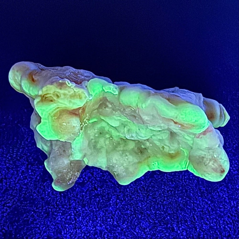 M803 South Dakota Chalcedony Crystal