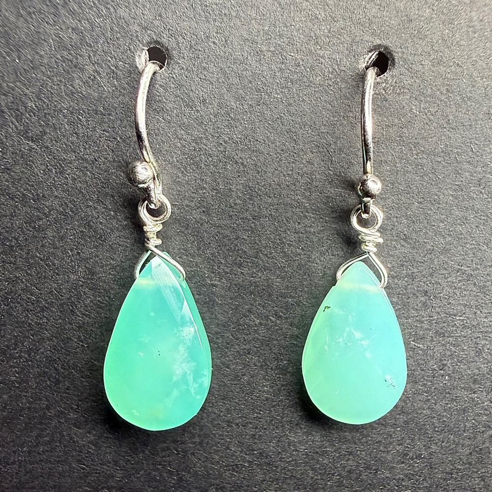 E106 Chrysoprase