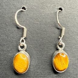 E211 Tiger Eye