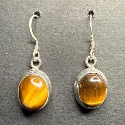 E409 Tiger Eye