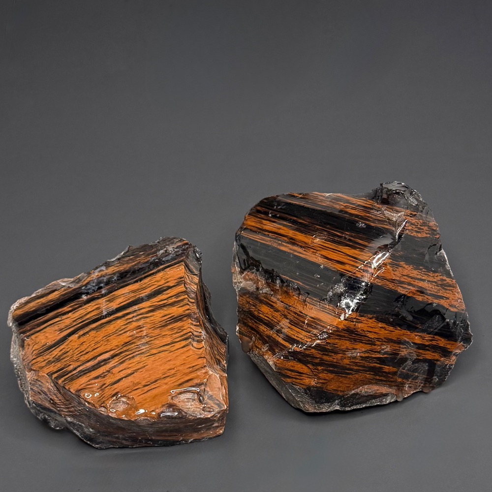 BCR413 Mahogany Obsidian